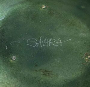 Saara Hopea - A multicoloured enameled copper plate - 1960's or 1970's