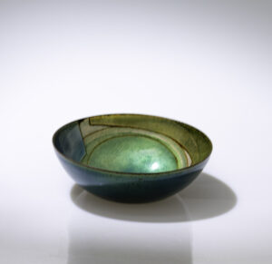 Saara Hopea - A multicoloured enameled copper bowl - 1960's or 1970's