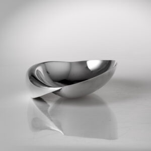 Tapio Wirkkala - A Sterling silver dish "Lieve", model TW 5 - Kultakeskus, Finland 1955