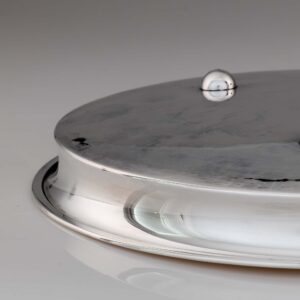 Tapio Wirkkala - A Sterling silver dish, with hammered surface, model TW 276 - Kultakeskus, Finland 1965