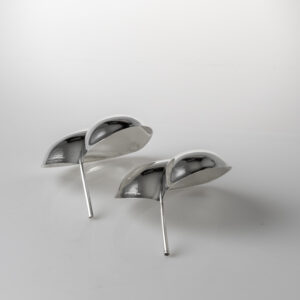 Tapio Wirkkala - Two Sterling silver Leafshaped bowls, model TW 4 - Kultakeskus, Finland 1951 & 1958