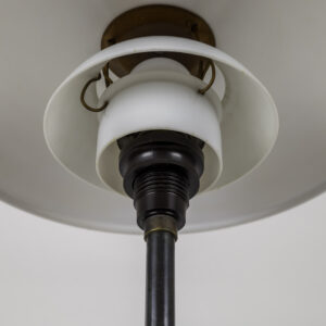 Poul Henningsen - A table light, model "PH 3½-2" - Louis Poulsen, Denmark ca. 1933